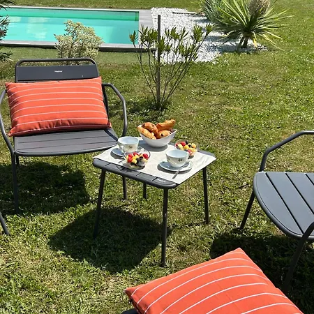 Les Agapanthes D Hotes Bed & Breakfast *